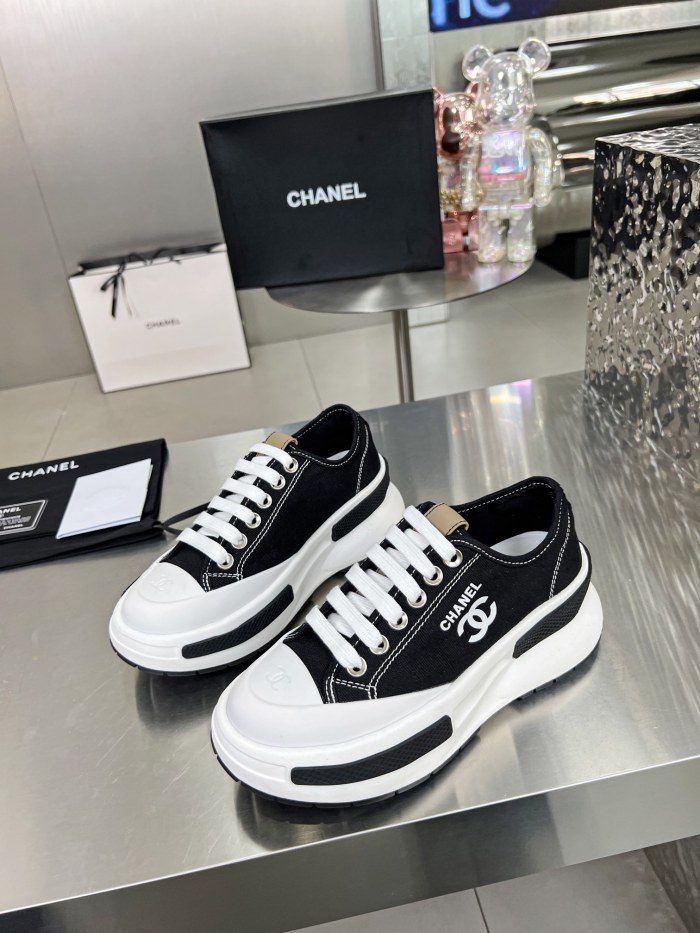 Chanel 004 Casual shoes XM 042