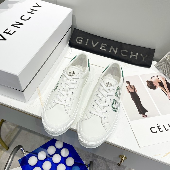 GIVENCHY 005 Casual shoes XM 023