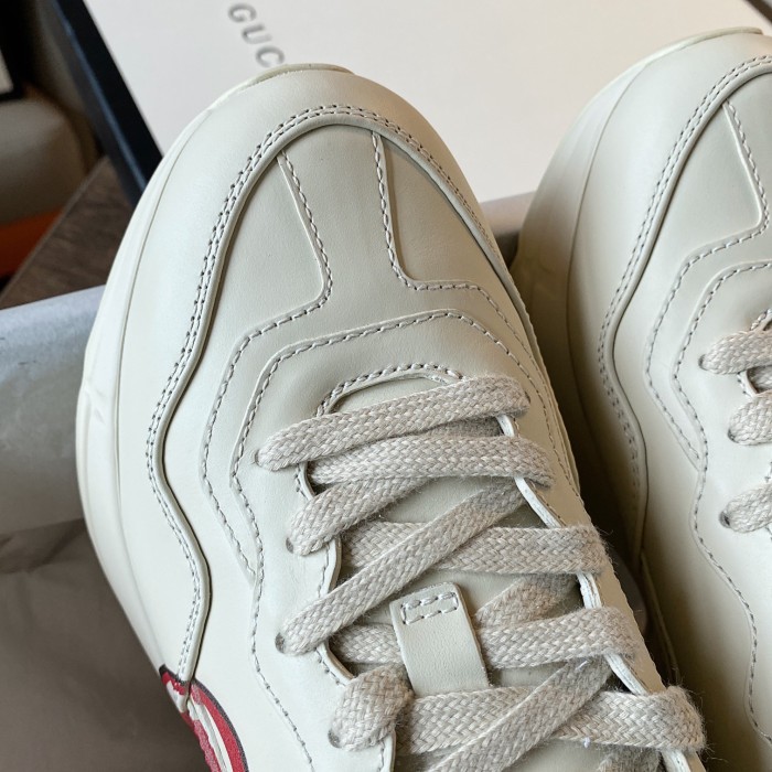 Gucci 003 Casual shoes XM 063 01