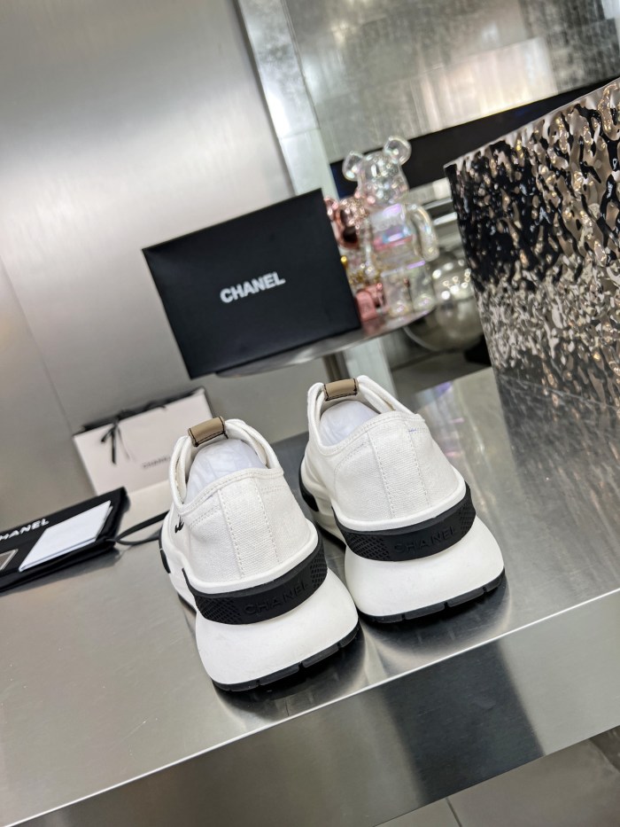 Chanel 004 Casual shoes XM 042
