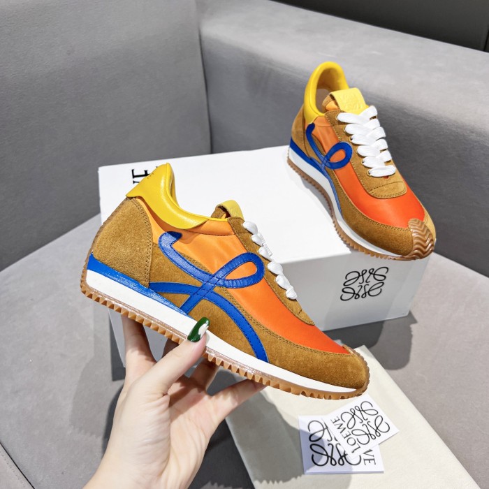 LOEWE 002 Casual shoes XM 062