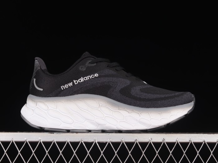 New Balance Fresh Foam x More V4 shoes 001 XM 062