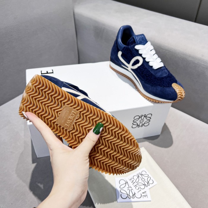 LOEWE 002 Casual shoes XM 062