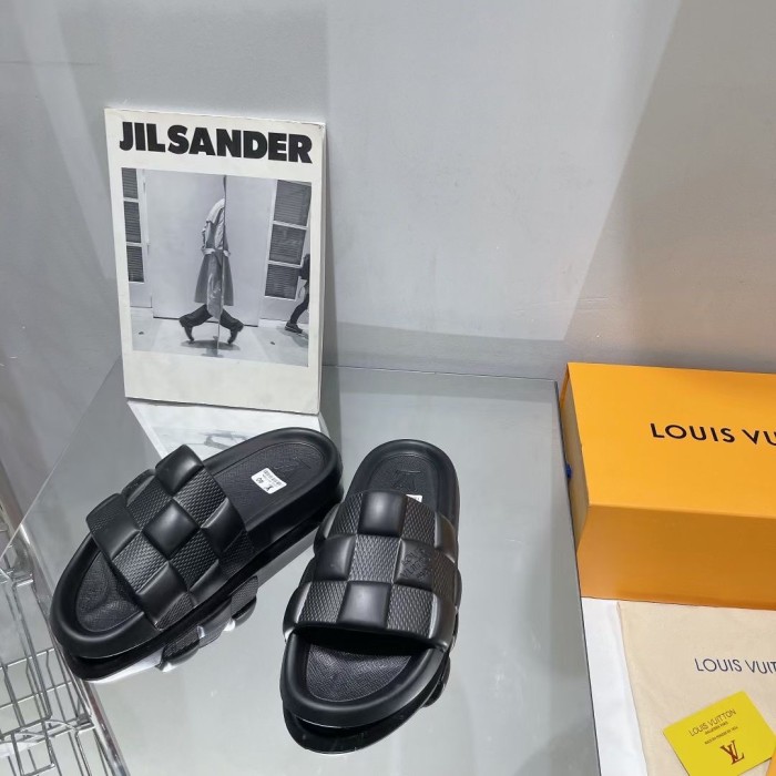 LV shoes 003 XM 021