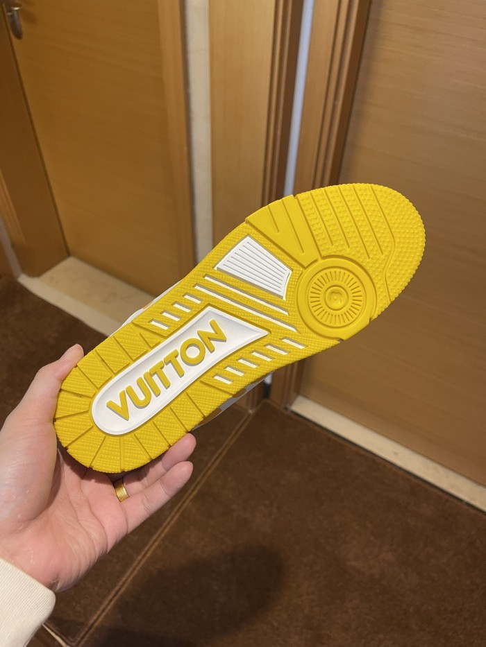 LV 006 Casual shoes XM 024