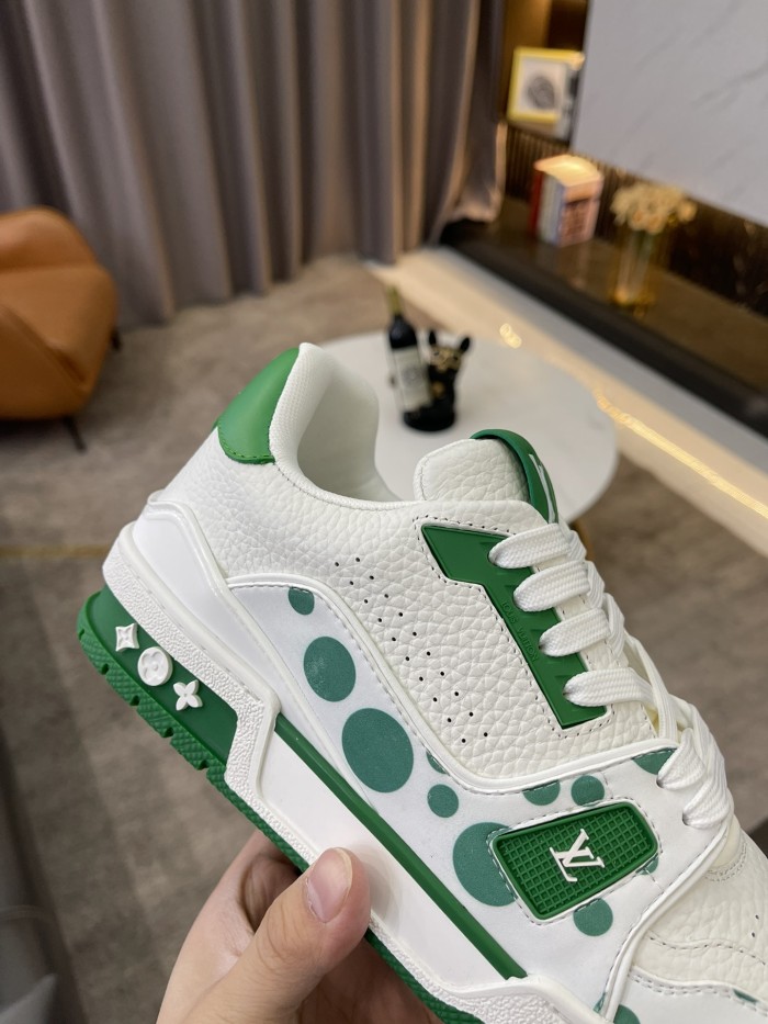 LV 005 Casual shoes XM 024
