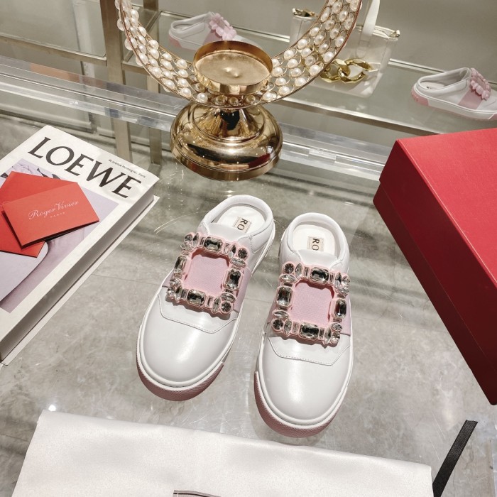 RV shoes 001 XM 072