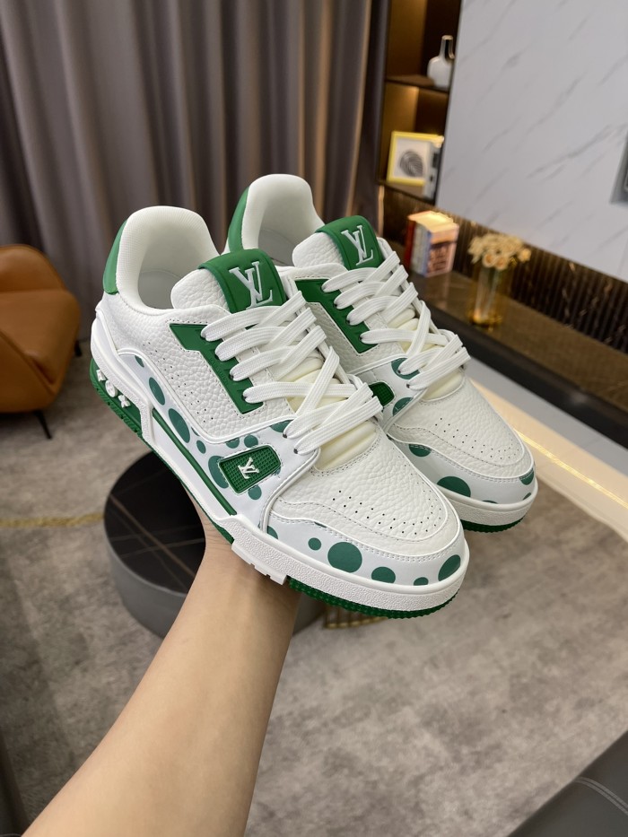 LV 005 Casual shoes XM 024