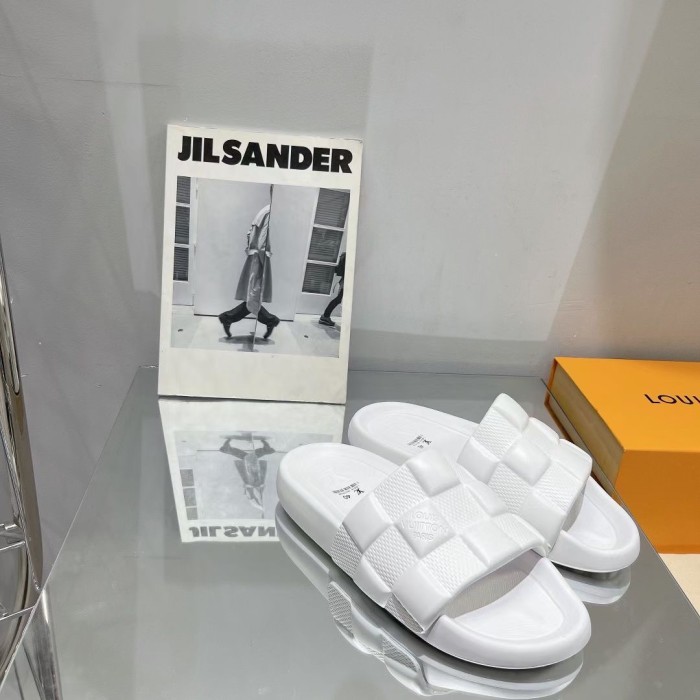 LV shoes 003 XM 021