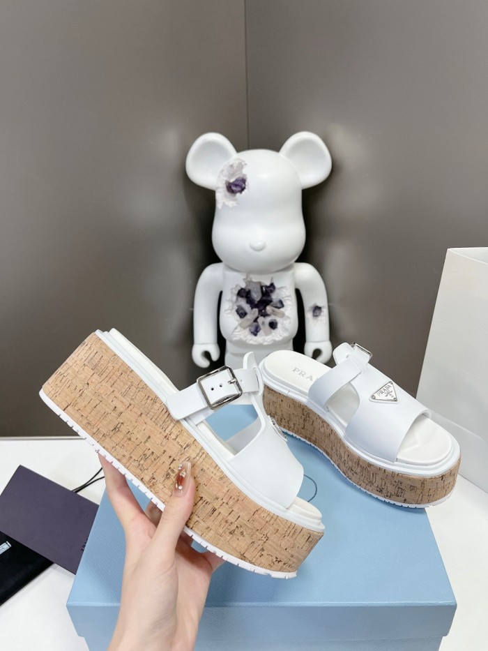 Prada shoes 033 XM 052 02