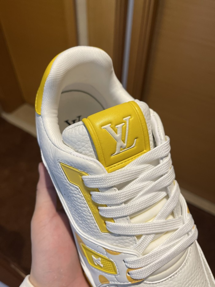 LV 006 Casual shoes XM 024