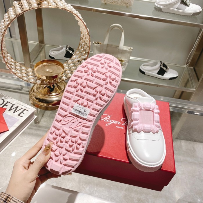 RV shoes 001 XM 072