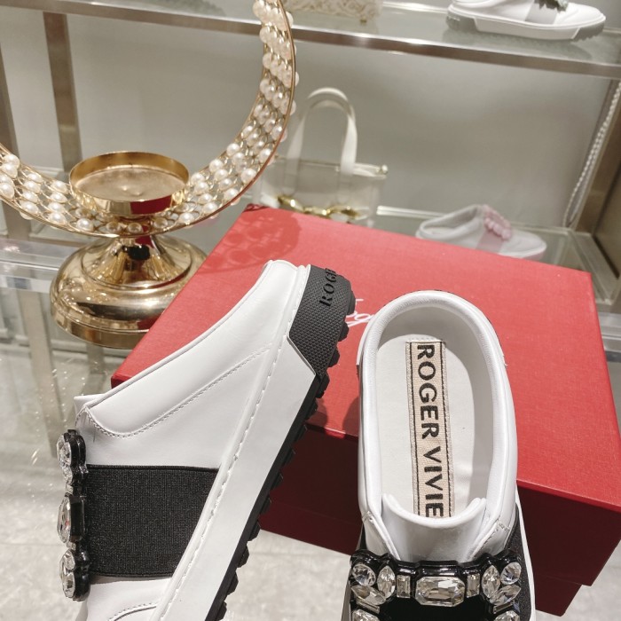 RV shoes 001 XM 072