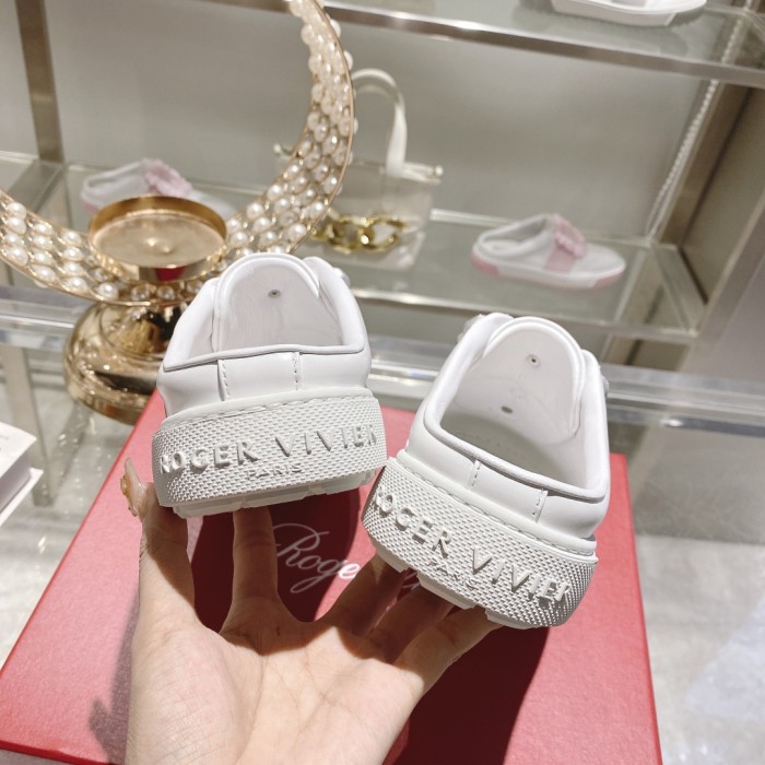 RV shoes 001 XM 072