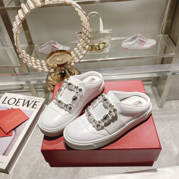 RV shoes 001 XM 072