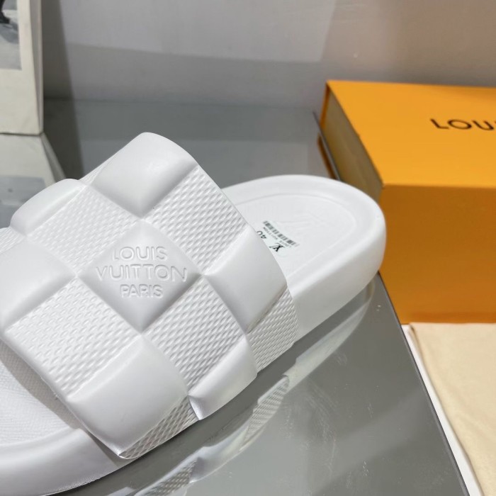 LV shoes 003 XM 021