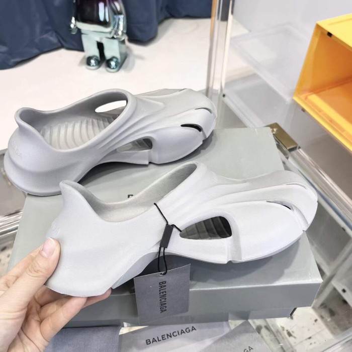 BALENCIAGA shoes 005 XM 081