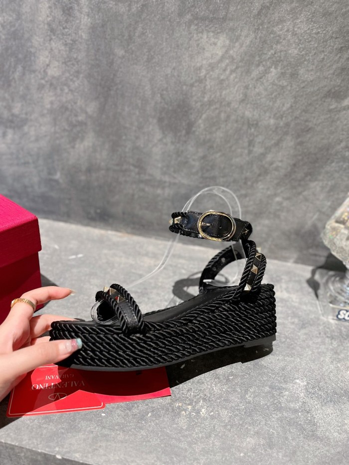 Valentino shoes 015 XM 092