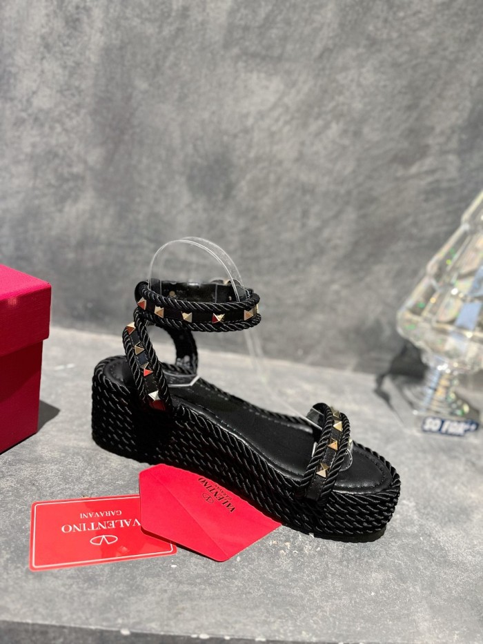 Valentino shoes 015 XM 092