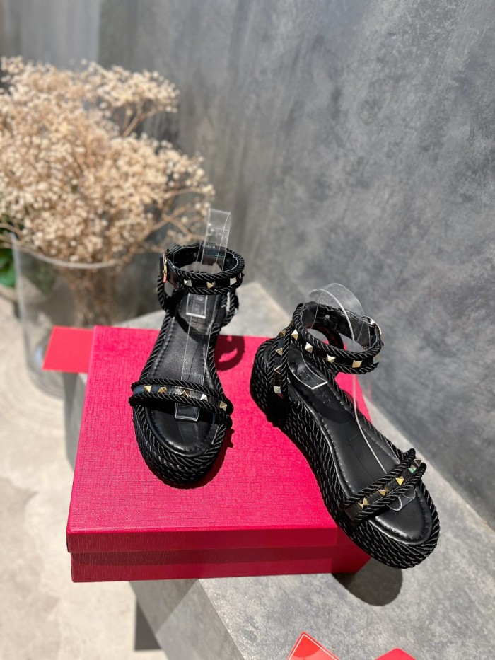 Valentino shoes 015 XM 092