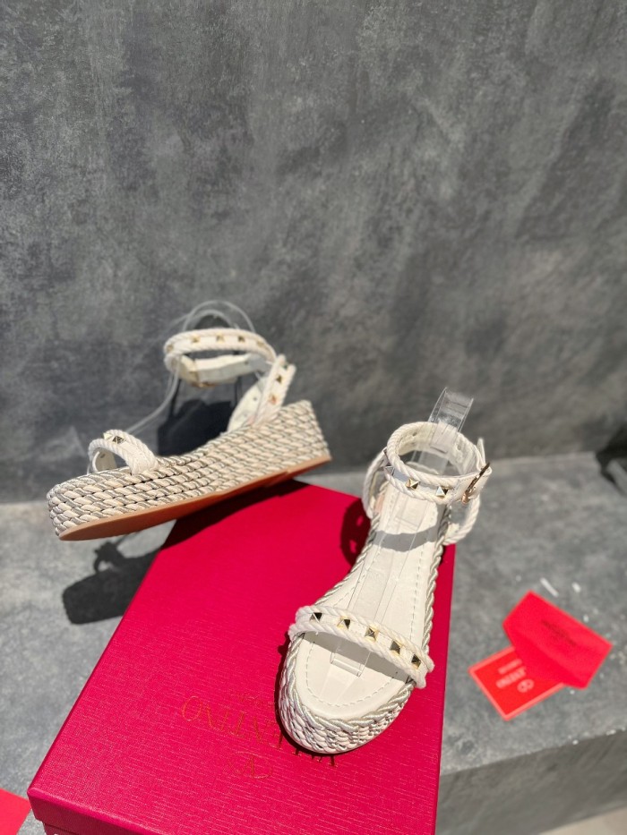 Valentino shoes 015 XM 092