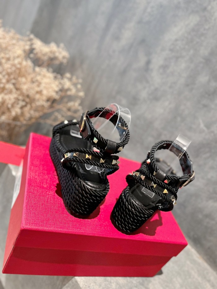 Valentino shoes 015 XM 092