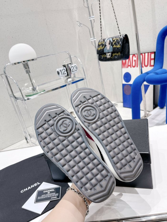 Chanel 008 Casual shoes XM 052