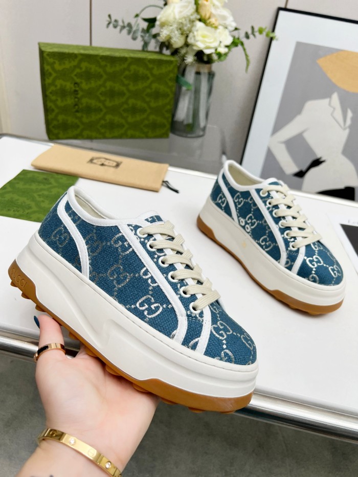 Gucci 008 Casual shoes XM 042