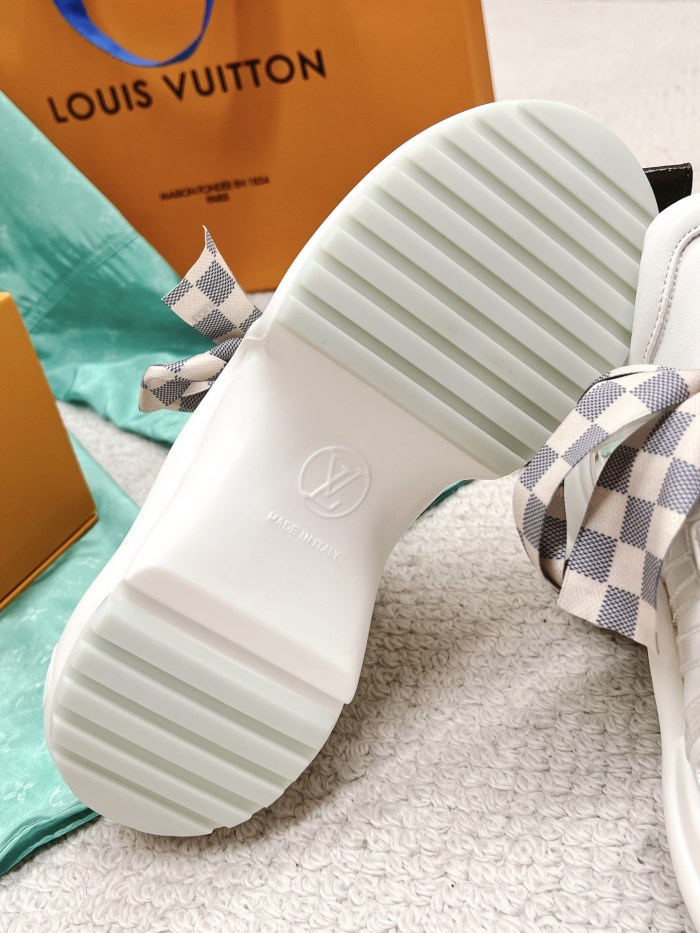 LV 009 Casual shoes XM 093