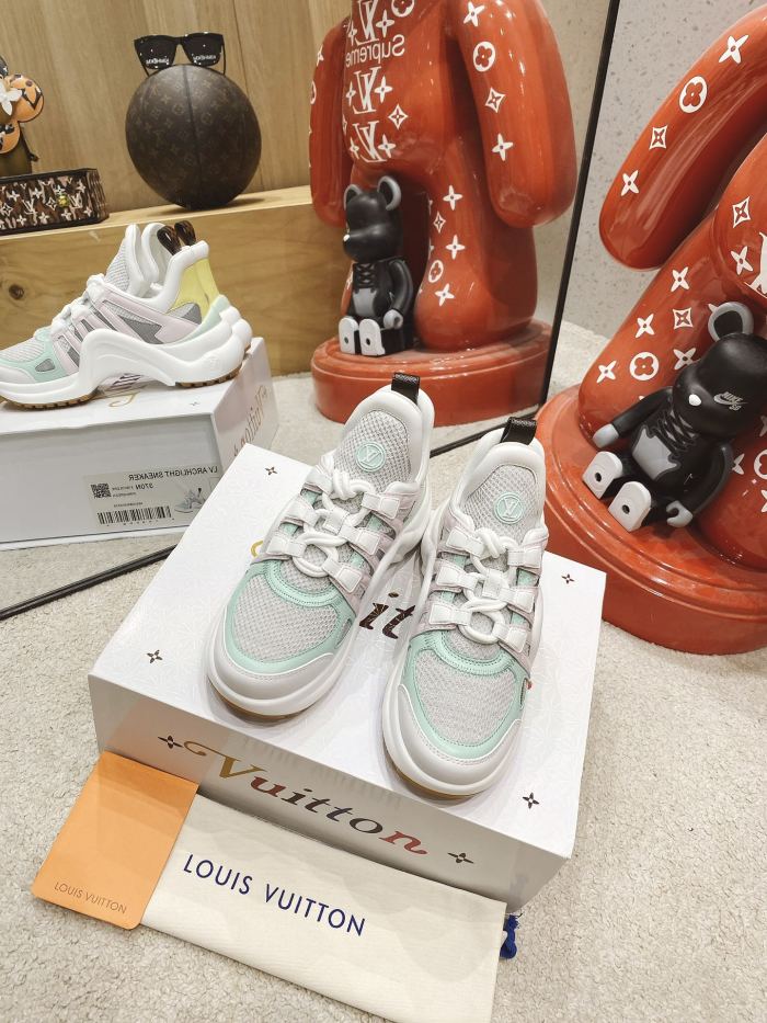 LV 010 Casual shoes XM 093