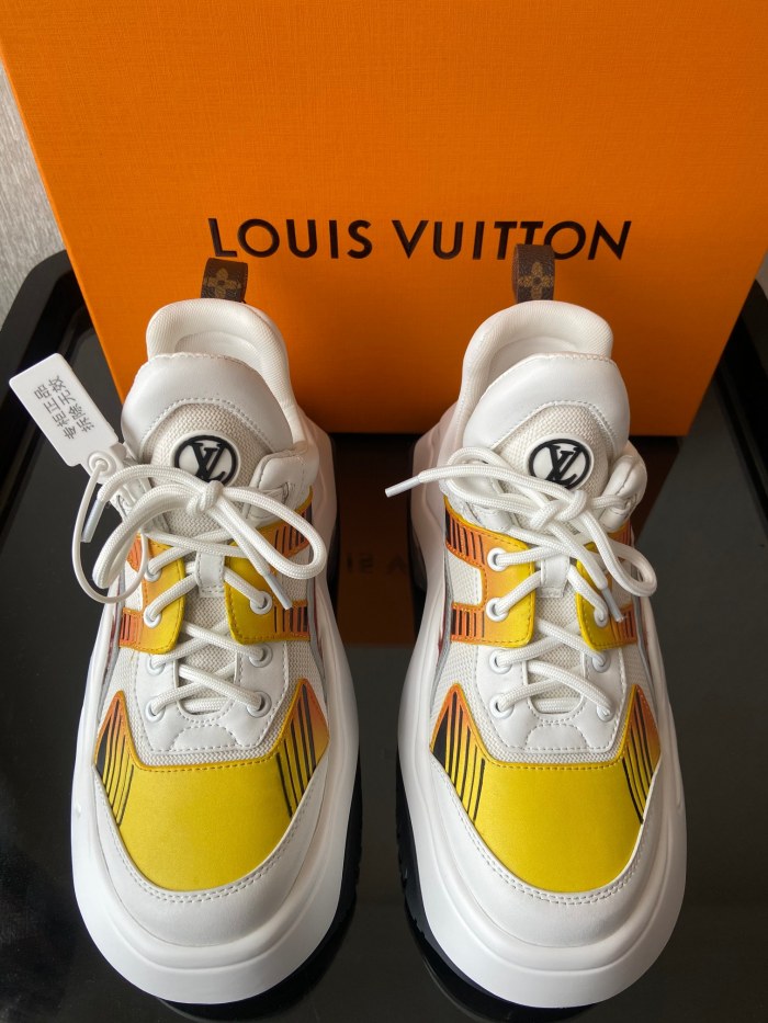 LV 008 Casual shoes XM 093