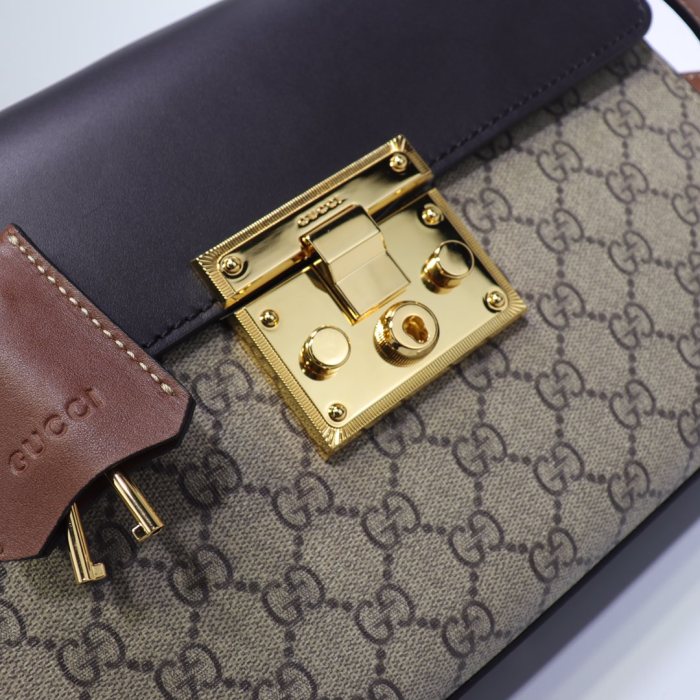 Gucci 453188 smile 081 28cm