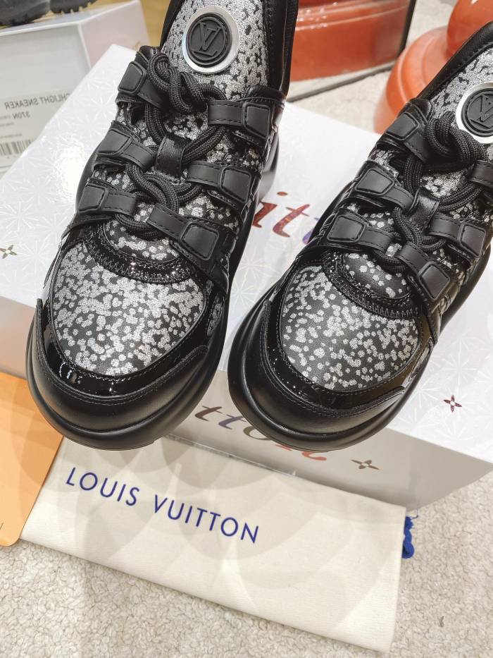 LV 010 Casual shoes XM 093