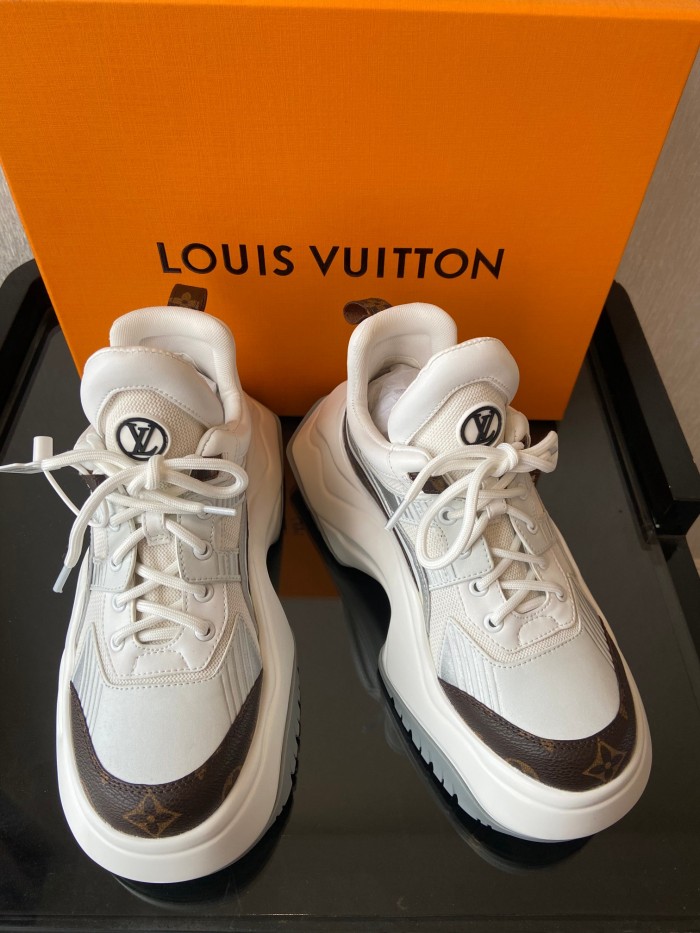 LV 008 Casual shoes XM 093