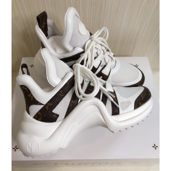 LV 013 Casual shoes XM 093