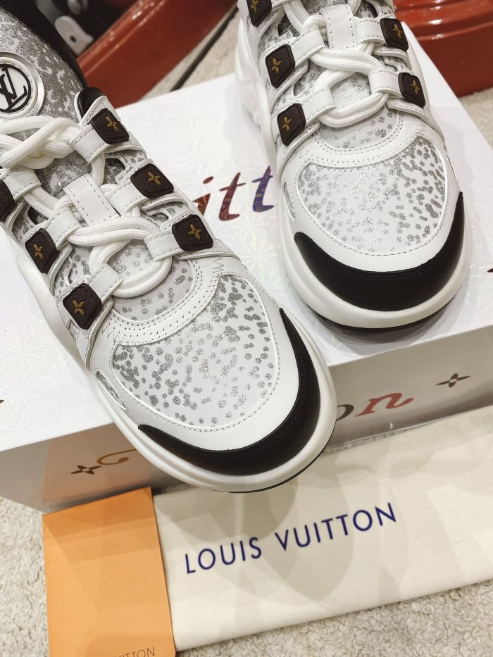LV 010 Casual shoes XM 093