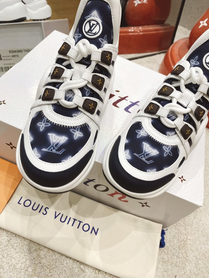 LV 010 Casual shoes XM 093