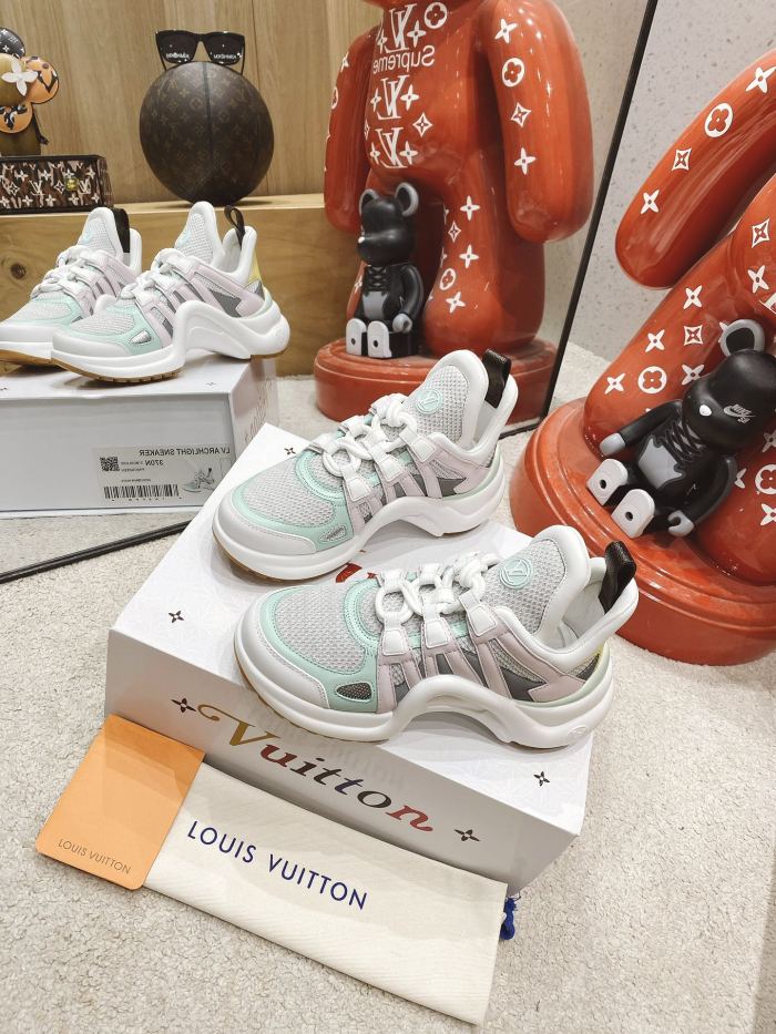 LV 010 Casual shoes XM 093