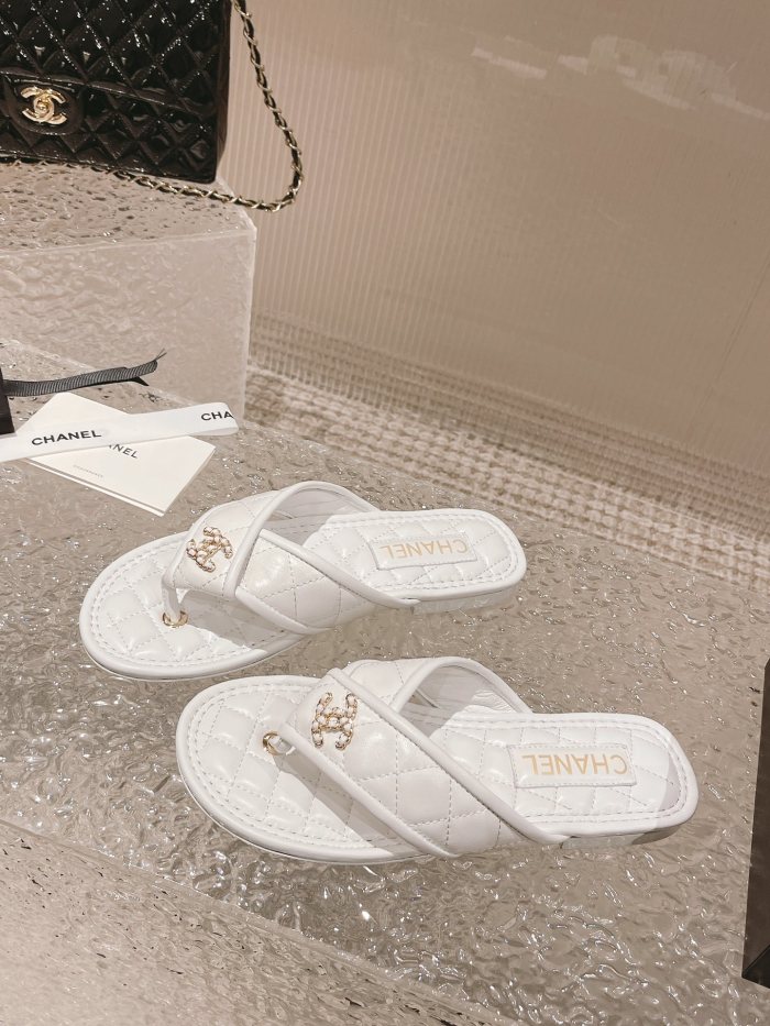 Chanel shoes 013 XM 082