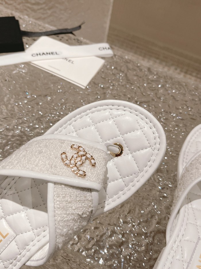Chanel shoes 013 XM 082