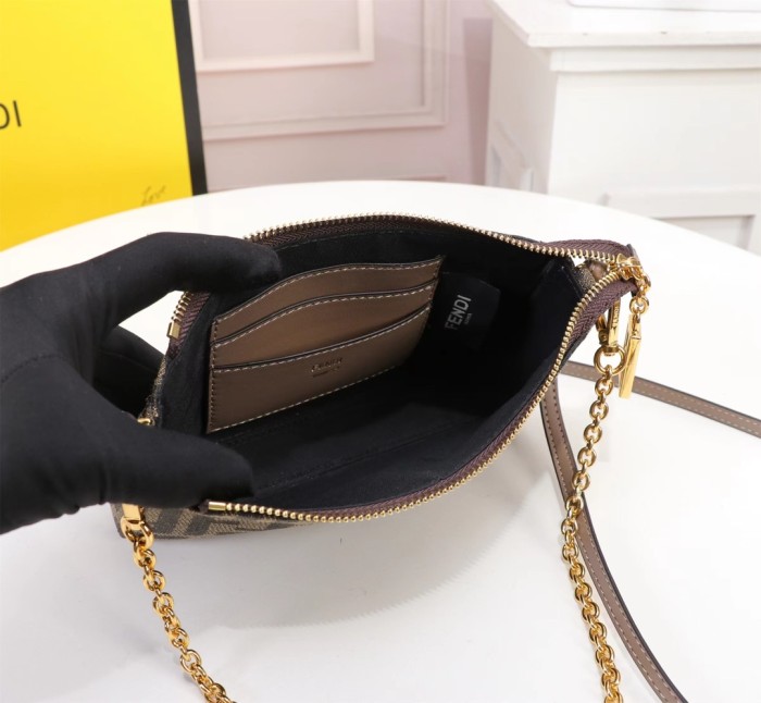 Fendi002LM011 21cm