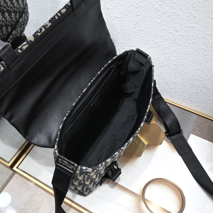 Dior 1060 LM002 31cm