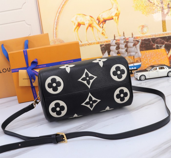 LVSpeedy Bandoulière 25CS041 25 x 19 x 15 cm