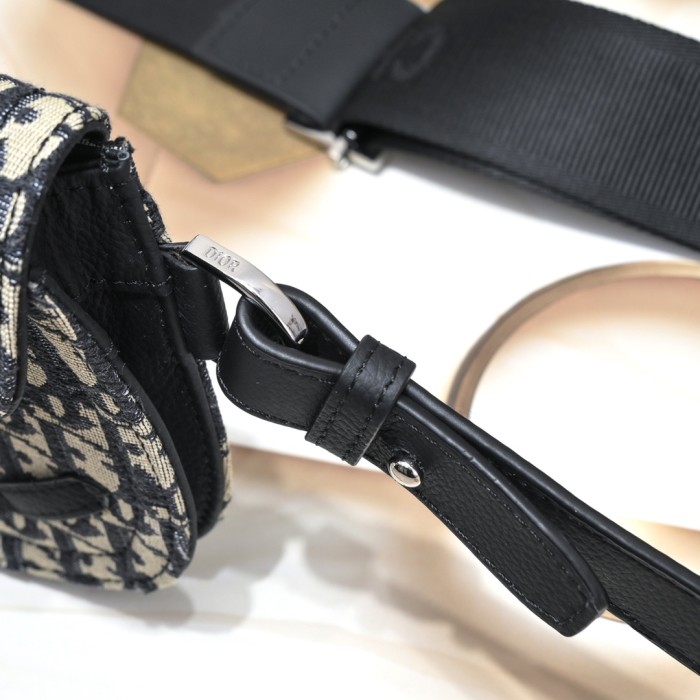 Dior 1088 LM581 23cm