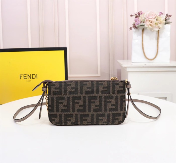 Fendi002LM011 21cm