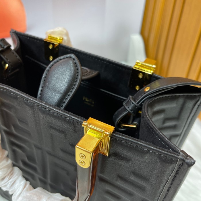 Fendi 1006 LM071 22.5cm