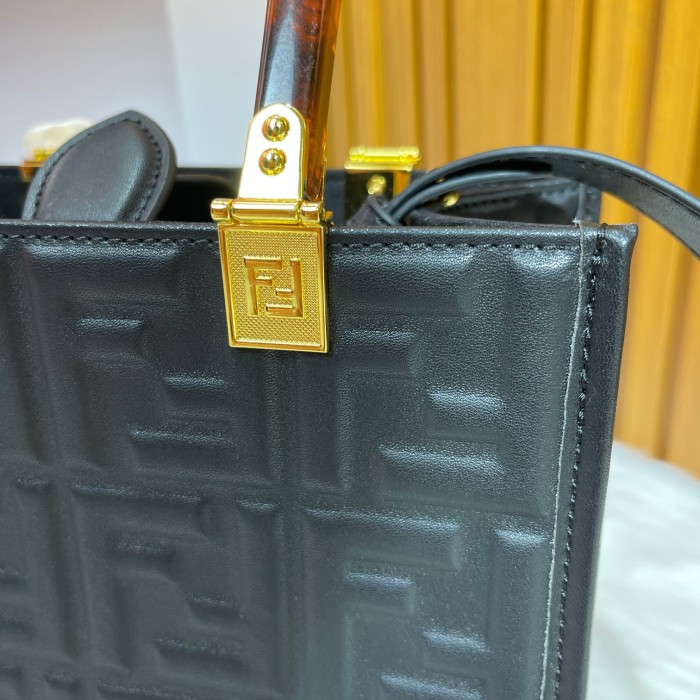 Fendi 1006 LM071 22.5cm