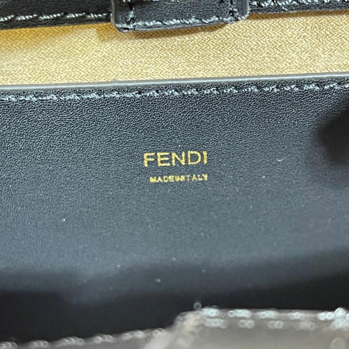 Fendi 1006 LM071 22.5cm