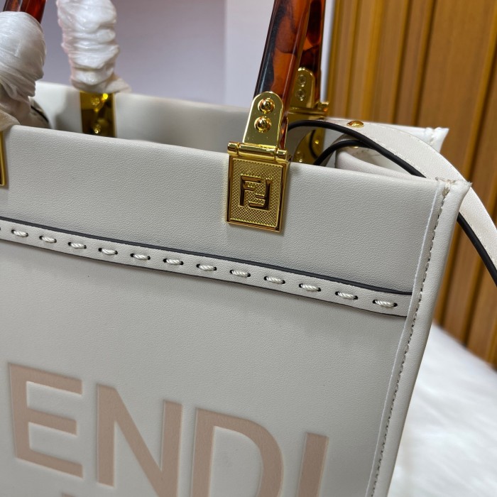 Fendi 1006 LM071 22.5cm