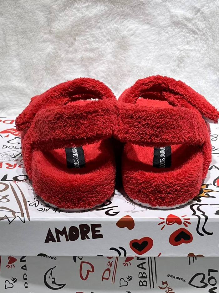 D&G shoes 002 XM071